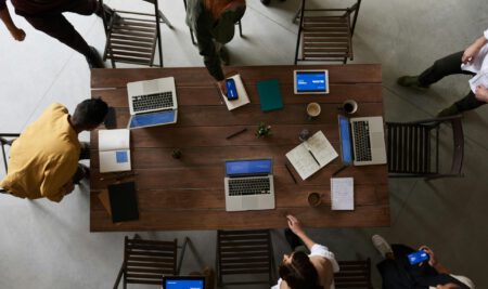 Project Management Remoto: desafíos y claves para liderar proyectos en la era híbrida