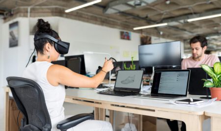 Formación inmersiva con realidad virtual y aumentada en e-learning Realidad virtual y aumentada: el nuevo boom del e-learning