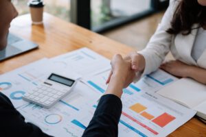 Coaching para equipos de alto rendimiento en empresas: mejorar comunicación y cohesión.